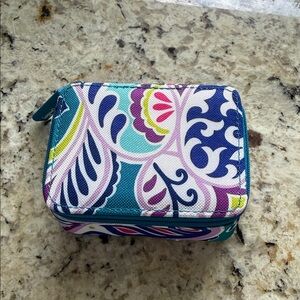 LAST CHANCE GONE 05FEB Vera Bradley Pill Organizer for Travel